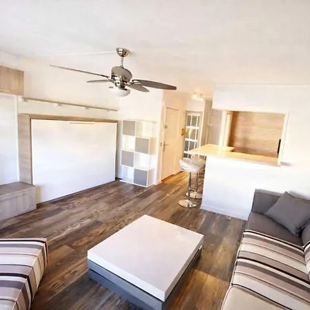 Apartamento Tres Beau Dans Calme Avec 2 Piscines,parking Prive Et Proche Des Commerces Et